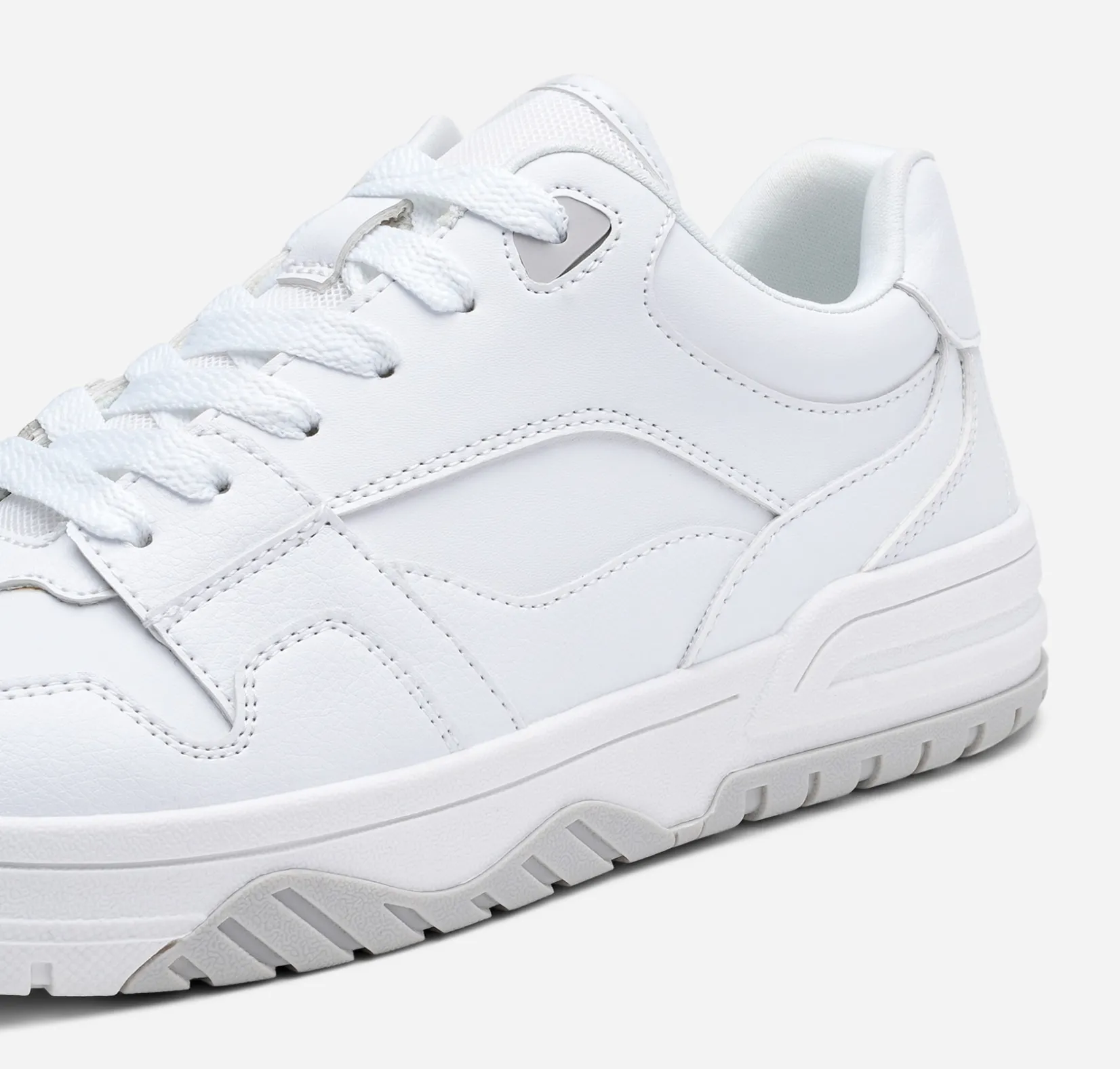 ATTITUDE Sneakers|Vårskor<,Sneakers