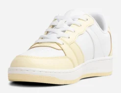 ATTITUDE Sneakers|Vårskor<,Sneakers