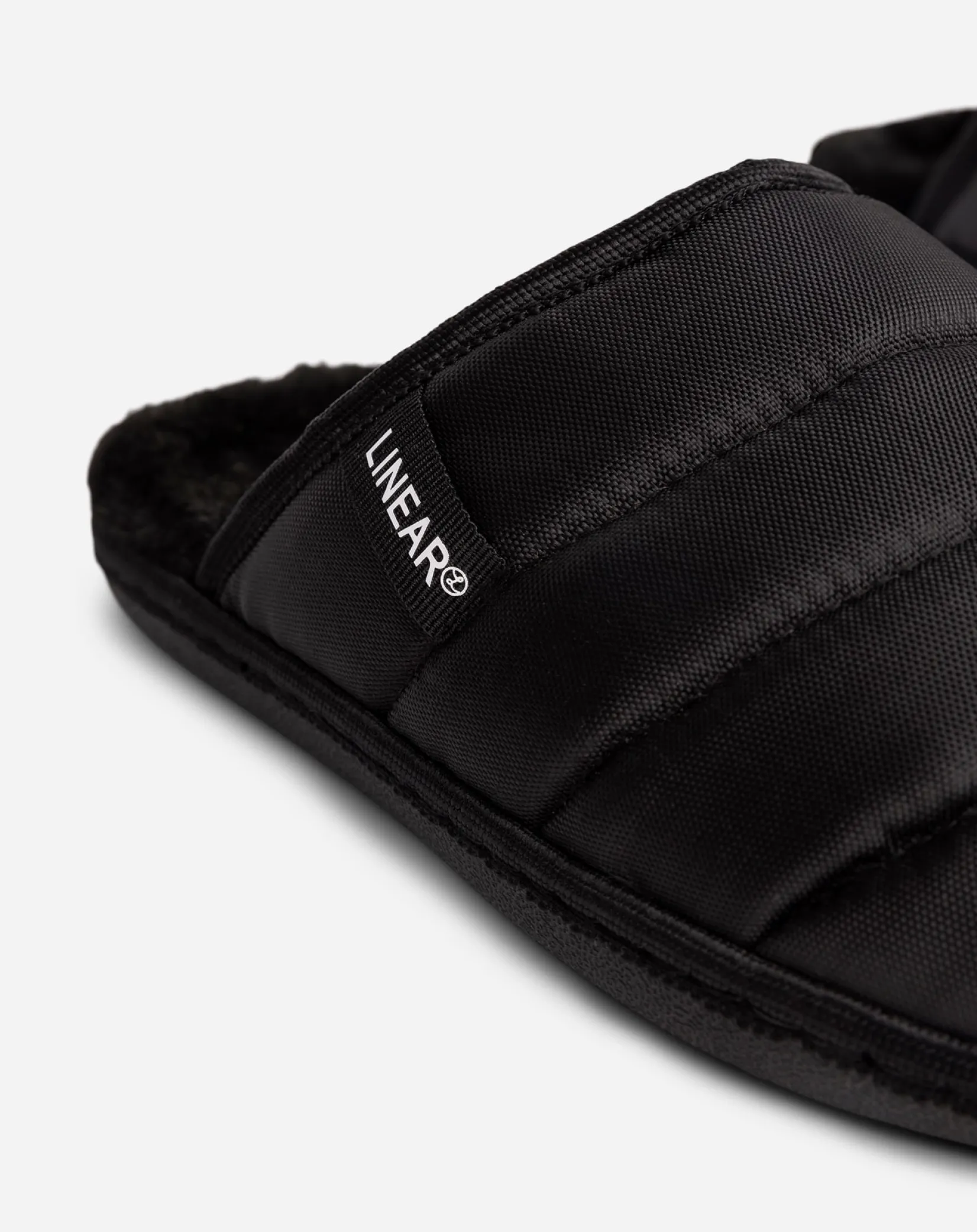 LINEAR Tofflor|Stora Storlekar (Stl. 46-47)<,Tofflor