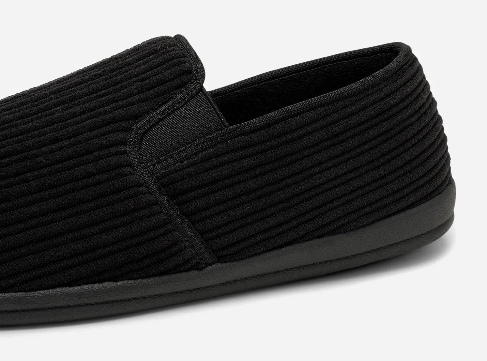 LINEAR Tofflor|Stora Storlekar (Stl. 46-47)<,Tofflor