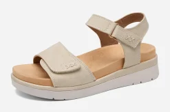SO ALL Sandaler<,Sandaler med remmar